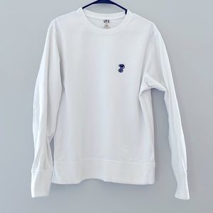 Like New Uniqlo x Kaws x Peanuts Snoopy Crewneck Sweater size M